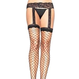 🌹 Leg Avenue • NWT • Sexy Black Lace Garter Belt and Fishnet stockings